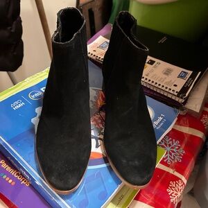 Aldo Black suede ankle boots with 2" heel #ankleboots. like New